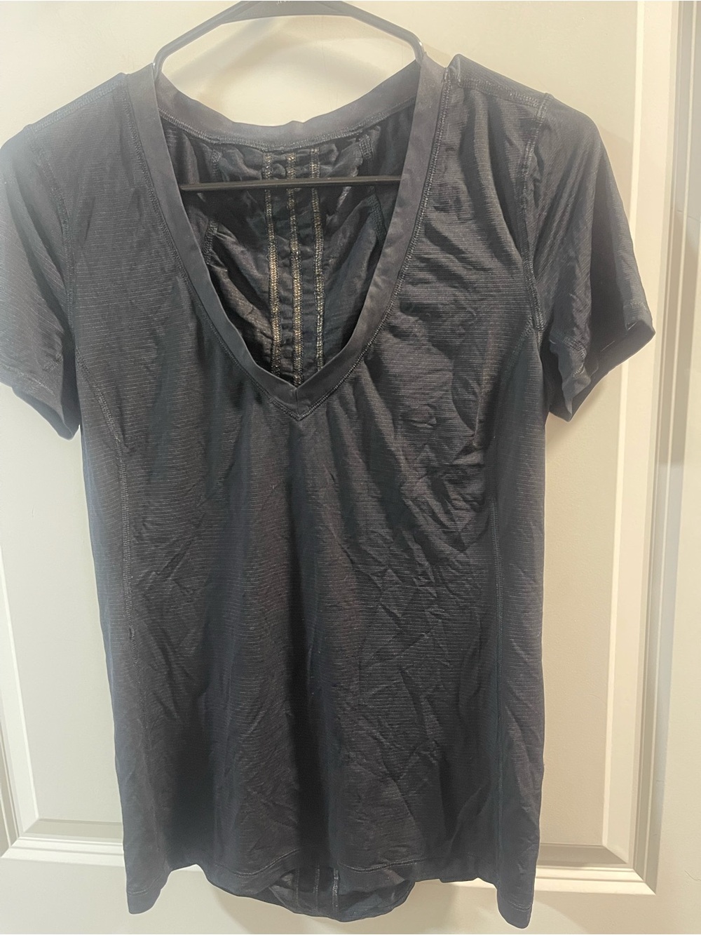 lululemon athletica Black Deep V Short Sleeve Tee Size 6/8 No Size